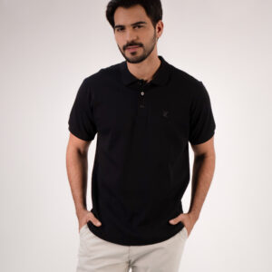 Camisa Polo Preta Reron e Calça Sarja Bege Clara